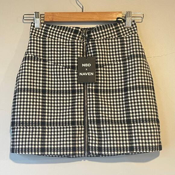NEW NBD x Naven Moto Skirt in Black White Plaid Size XXS - Picture 5 of 8